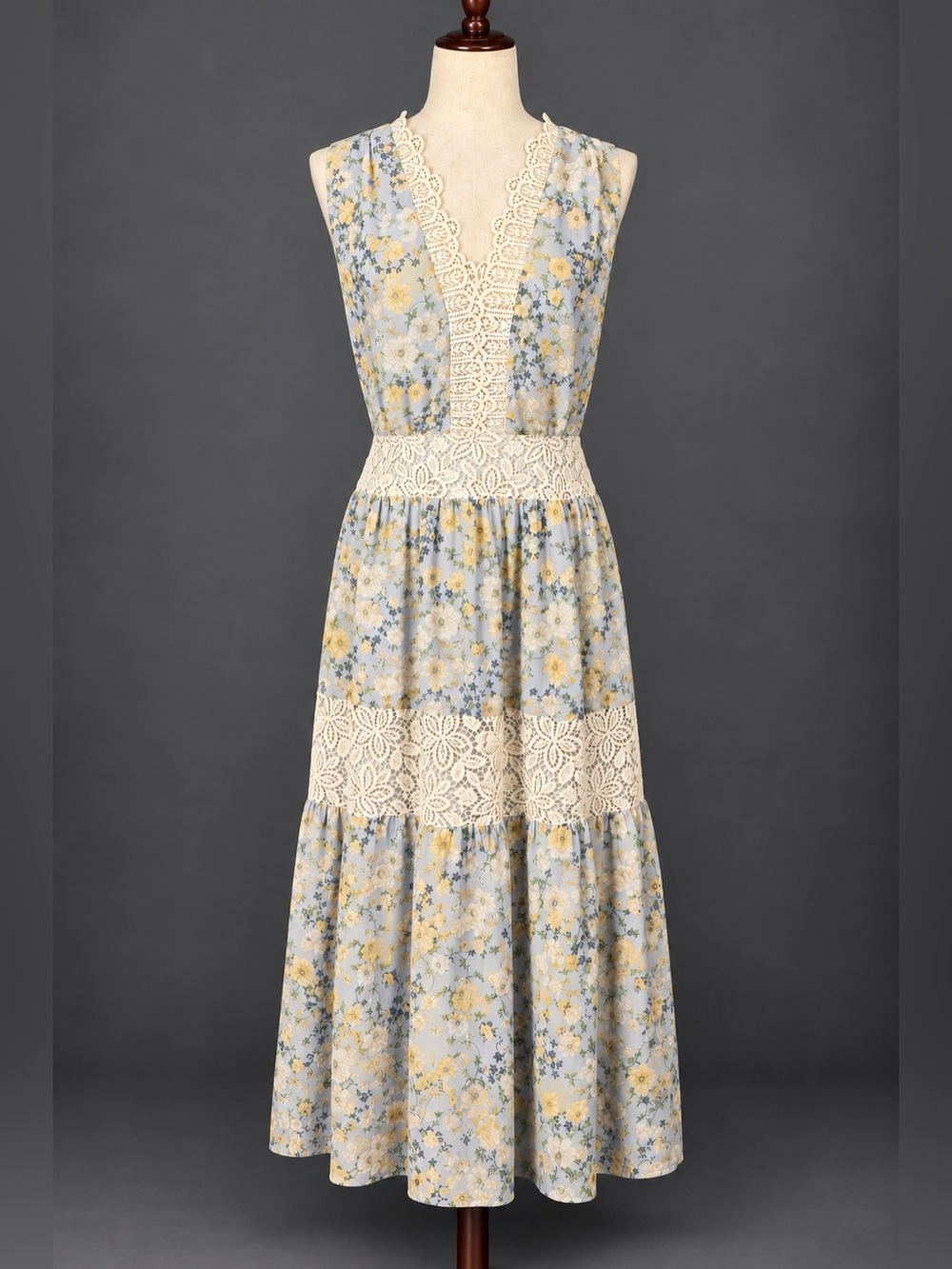 Marchesa Rose pastel blue & yellow floral print column maxi dress w lace- L